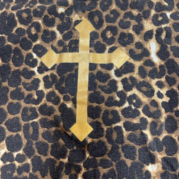 Rue 21 Junior Racer Back Tank Top Leopard Print Heretic Cross Size Large - Picture 6 of 8